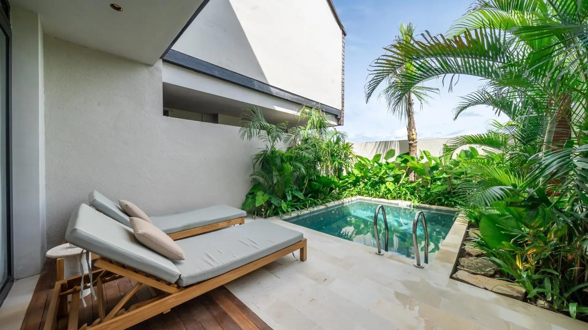 Amazing Brand New Villa Mulu A2 - Private Pool With Incridible Pool View Uluwatu  Indonesia